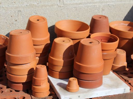 Protect Your Terracotta Pots This Winter